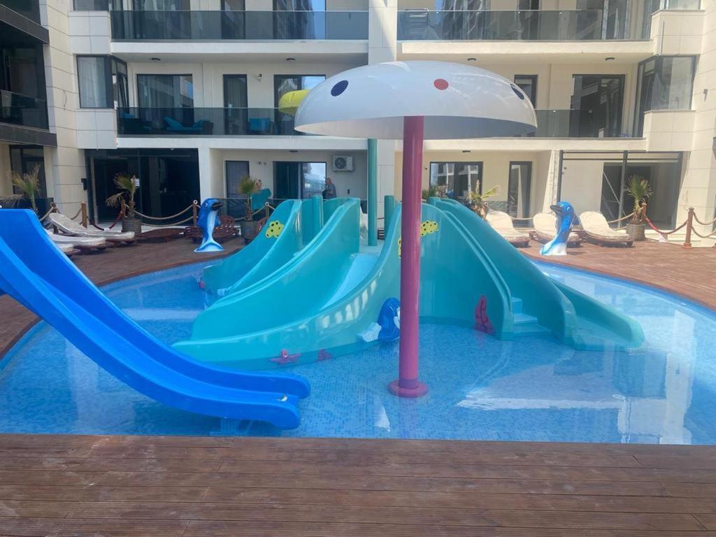Studio 704 Mamaia N Navodari Inside 5 Stars Resort First Line To The Sea Extérieur photo