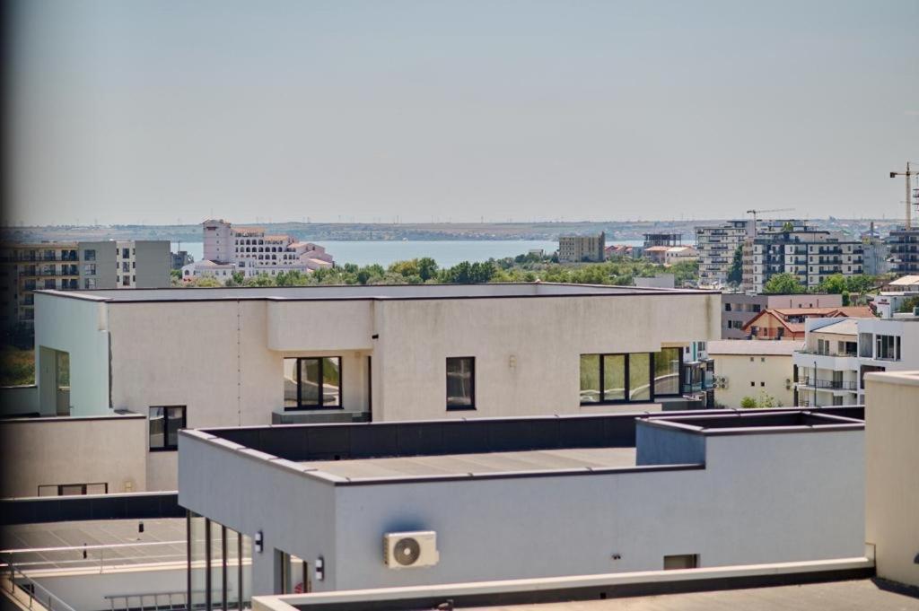 Studio 704 Mamaia N Navodari Inside 5 Stars Resort First Line To The Sea Extérieur photo